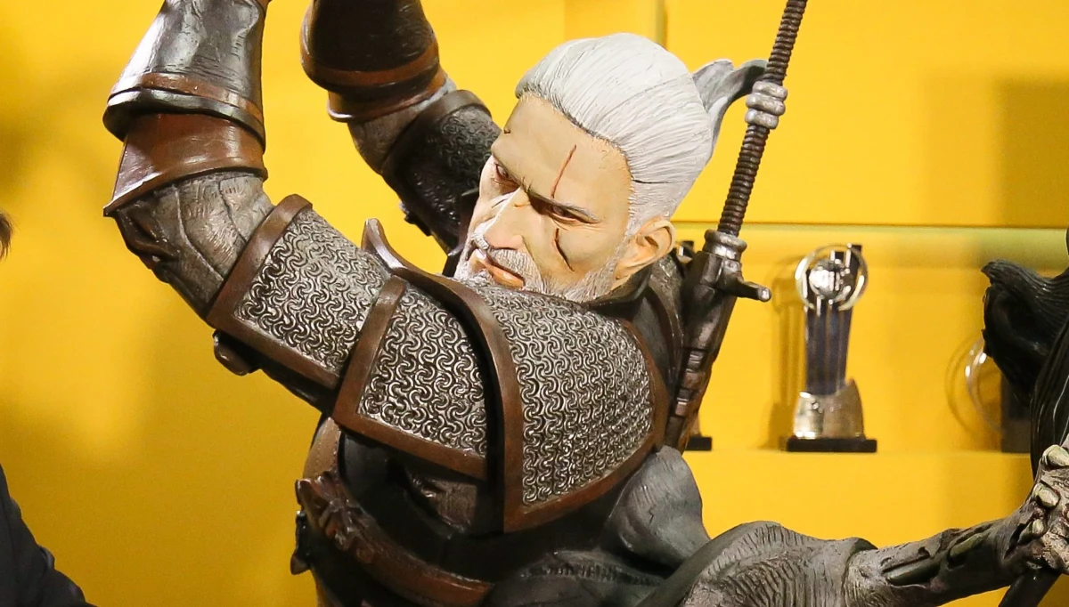 Wiemy kto wcieli się w dwie głównie kobiecie postaci w serialu Netflixa opartym na bestsellerowych powieściach Andrzeja Sapkowskiego o przygodach Geralta z Rivii. W "Wiedźminie" - poza odtwórcą głównej roli Henrym Cavillem - zagra także Freya Allan i Anya Chalotra. 