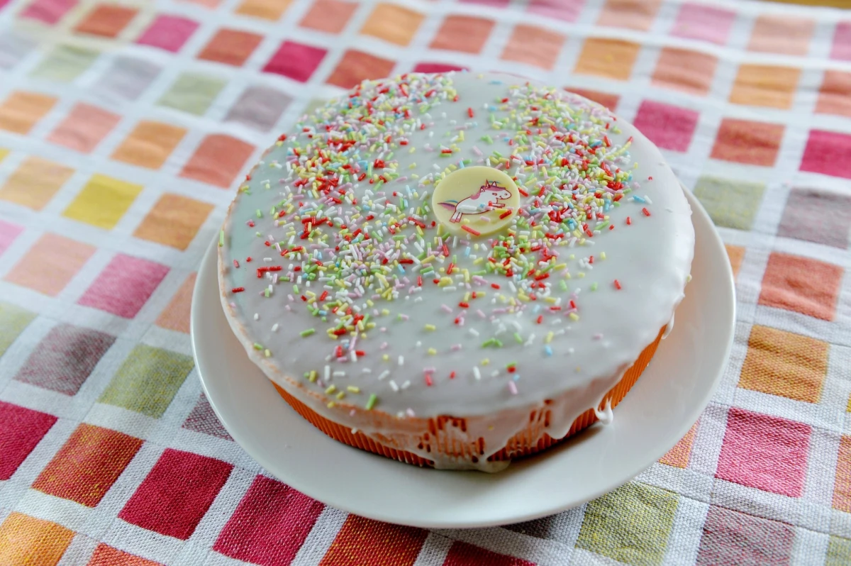 Brytyjski Sąd Najwyższy (Supreme Court) orzekł, że odmowa cukierni w Belfaście, która nie wykonała ciasta ozdobionego hasłem promującym małżeństwa jednopłciowe, nie była aktem dyskryminacji. Cukiernia nie zgodziła się na zrobienie wypieku ze względu na religijne przekonania właścicieli.