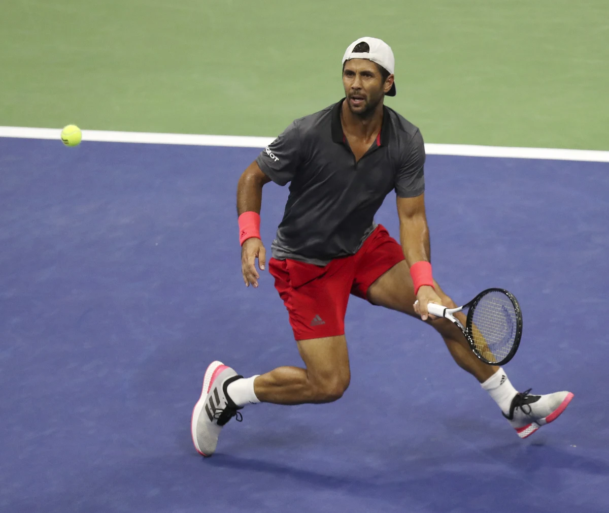 Organizatorzy Wimbledonu są gotowi wyciągać konsekwencje wobec tenisistów, którzy będą źle traktować dzieci od podawania piłek - poinformował dyrektor ds. reklamy tego turnieju wielkoszlemowego Mick Desmond. Temat ma zostać omówiony z władzami organizacji WTA i ATP.