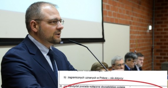 Aleksander Stępkowski, który wczoraj nie został powołany na sędziego Sądu Najwyższego, doskonale wiedział, że nie może nim zostać, bo wciąż ma dwa obywatelstwa. Istnieje dokument, w którym sam Stępkowski oświadcza, że dopiero czeka na potwierdzenie, iż zrzekł się brytyjskiego obywatelstwa. 