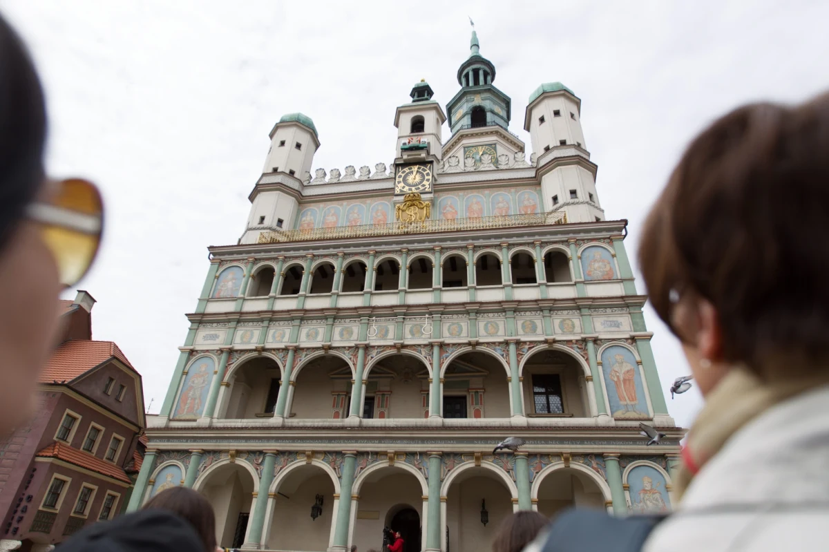 Na tle innych dużych polskich miast, stolica Wielkopolski - pod względem codziennych problemów mieszkańców - specjalnie się nie wyróżnia. Każdego ranka mieszkańców nurtują podobne problemy. Oto pięć najpilniejszych problemów Poznania do rozwiązania. 
