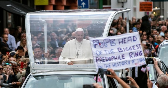 Papież Franciszek przyjął w piątek rezygnację metropolity Waszyngtonu kardynała Donalda Wuerla - podało watykańskie biuro prasowe. To kolejna konsekwencja skandalu wokół tuszowania czynów pedofilii w amerykańskim Kościele.