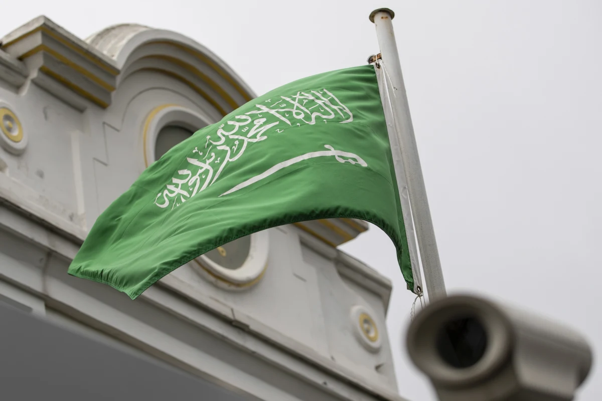 ​Arabia Saudyjska odrzuca oskarżenia o zamordowanie saudyjskiego dziennikarza Dżamala Chaszodżdżiego - oświadczył w piątek późnym wieczorem saudyjski minister spraw wewnętrznych Abd al-Aziz ibn Saud w relacji Saudyjskiej Agencji Prasowej SPA.