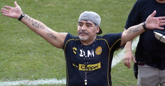​Słynny argentyński piłkarz Diego Maradona dość ostro skrytykował swojego rodaka Lionela Messiego, który - jego zdaniem - nie jest typem lidera. "Nie powołałbym go do reprezentacji" - ocenił kapitan drużyny mistrzów świata z 1986 roku.