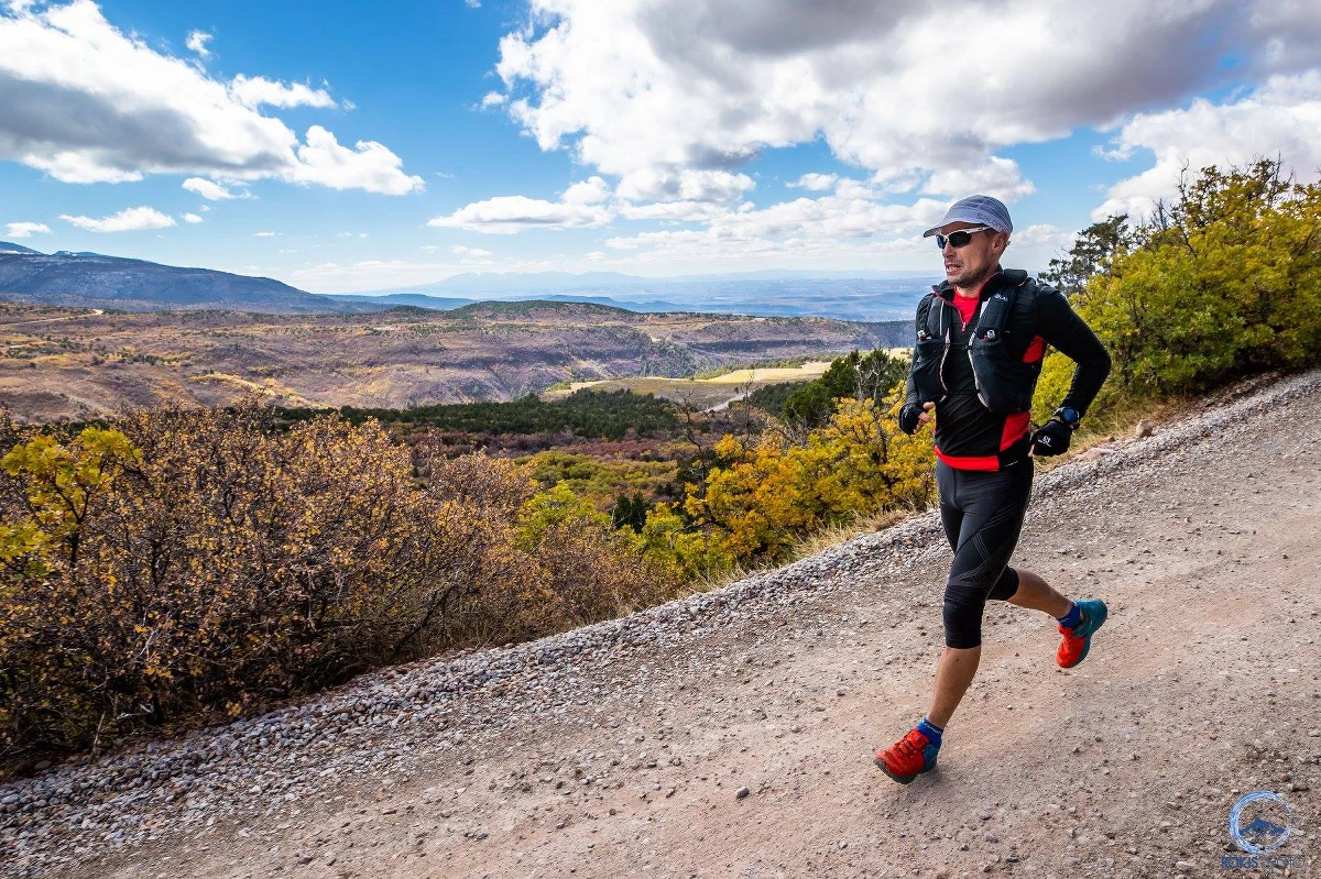 Piotr Hercog, zawodnik z Kudowy Zdroju wygrał Moab Endurance Run - górski ultramaraton przez pustynię, skały i kaniony. Długość trasy wynosiła 380 kilometrów. Polak pokonał ją w 60 godzin, 14 minut i 47 sekund.