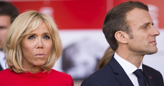 Coraz więcej konfliktów między Pierwszą Damą Francji i prezydentem Emmanuelem Macronem. Nadsekwańskie media ujawniły, że Brigitte Macron w tajemnicy opuściła na kilka dni Pałac Elizejski po serii kłótni małżeńskich, w których zarzucała szefowi państwa nieudolność.