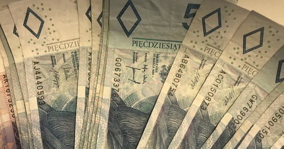 Cztery osoby, które próbowały wyłudzić 150 milionów złotych z podatku VAT, zostały zatrzymane przez agentów Centralnego Biura Antykorupcyjnego i funkcjonariuszy Centralnego Biura Śledczego Policji. Akcję przeprowadzono w Warszawie i okolicach.