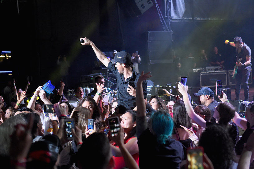 W ramach trasy koncertowej "All the hits live" Enrique Iglesias 7 maja 2019 roku zaśpiewa w Tauron Arenie Kraków. W tym miejscu występował w grudniu 2016 r. 
