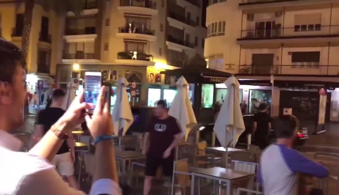 Angielscy fani starli się z policją w Hiszpanii. Wideo
