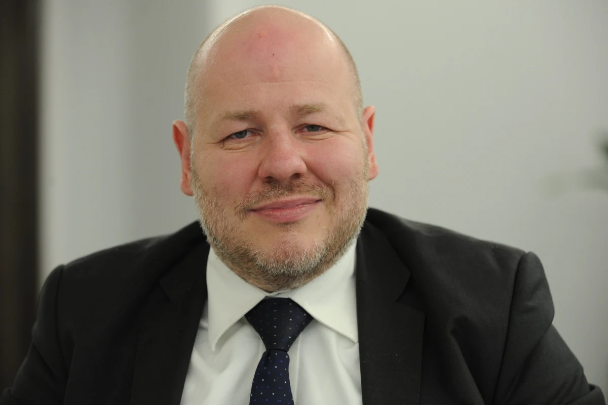 ​Senator Jan Filip Libicki dołączył we wtorek do klubu PSL-UED. Za dokonanie takiego wyboru podziękował mu szef PSL Władysław Kosiniak-Kamysz. Sam Libicki stwerdził, że nie jest bardzo trudno być senatorem niezrzeszonym, ale zawsze łatwiej jest działać, gdy ma się zaplecze polityczne.