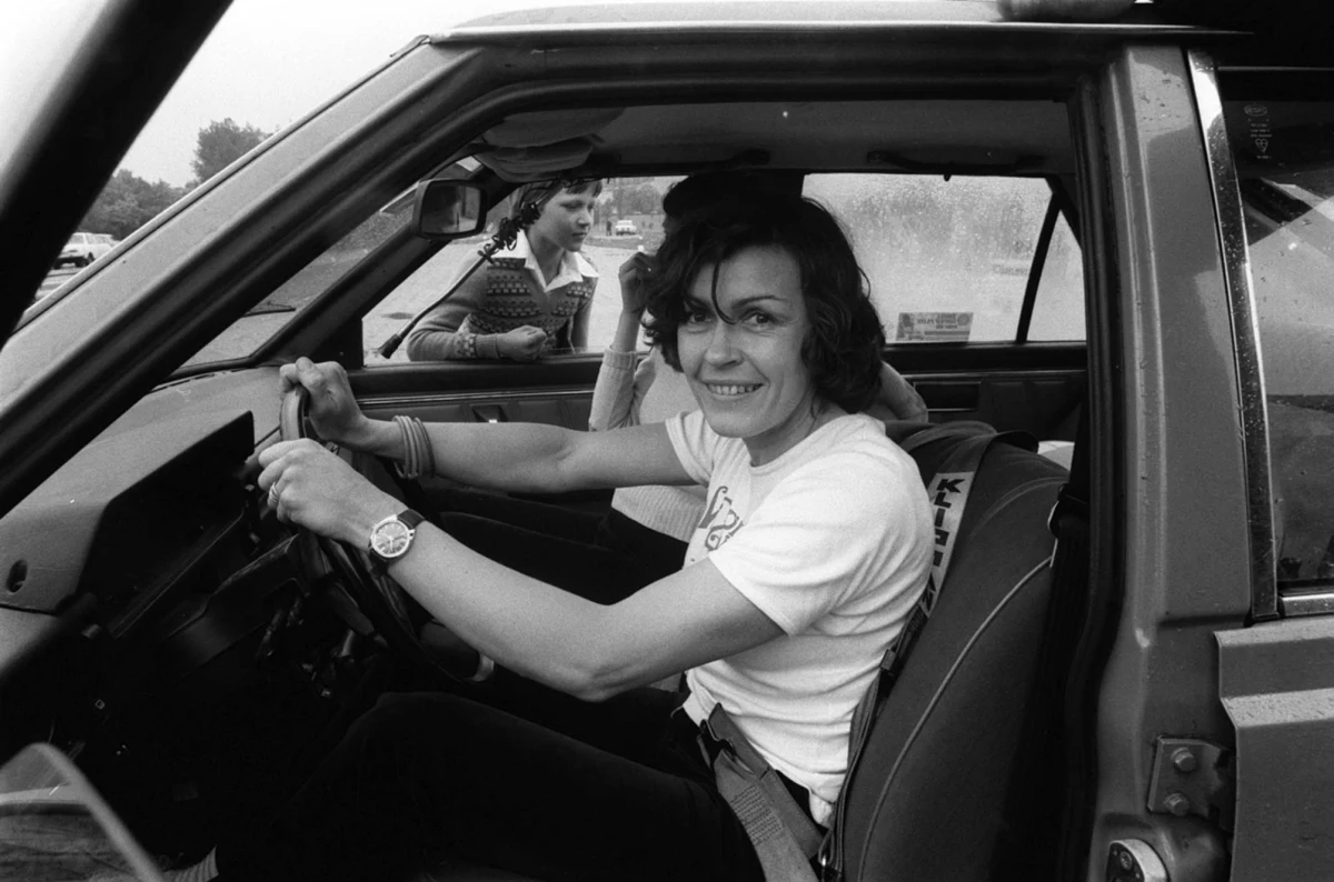 16 października 1978 roku Wanda Rutkiewicz jako trzecia kobieta i pierwsza Europejka stanęła na wierzchołku najwyższego szczytu świata - Mount Everestu (8850 m). W tym samym dniu kardynał Karol Wojtyła został wyniesiony na Stolicę Piotrową.