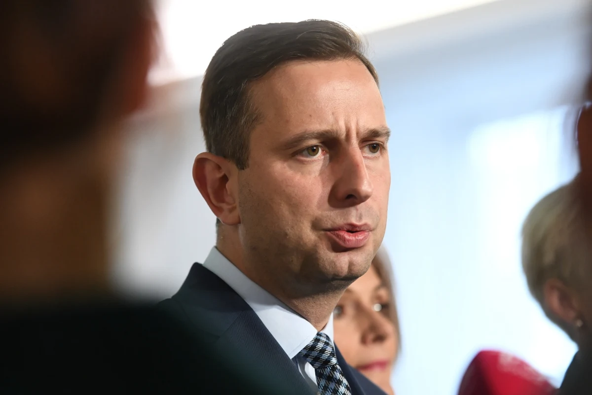 ​List otwarty do prezesa PiS Jarosława Kaczyńskiego dotyczący jego sobotniej wypowiedzi podczas konwencji wyborczej w Kielcach oraz innych działań tej partii, które są "przesycone nienawiścią i wieloma kłamstwami oczerniającymi PSL" wystosowali w środę politycy Stronnictwa.