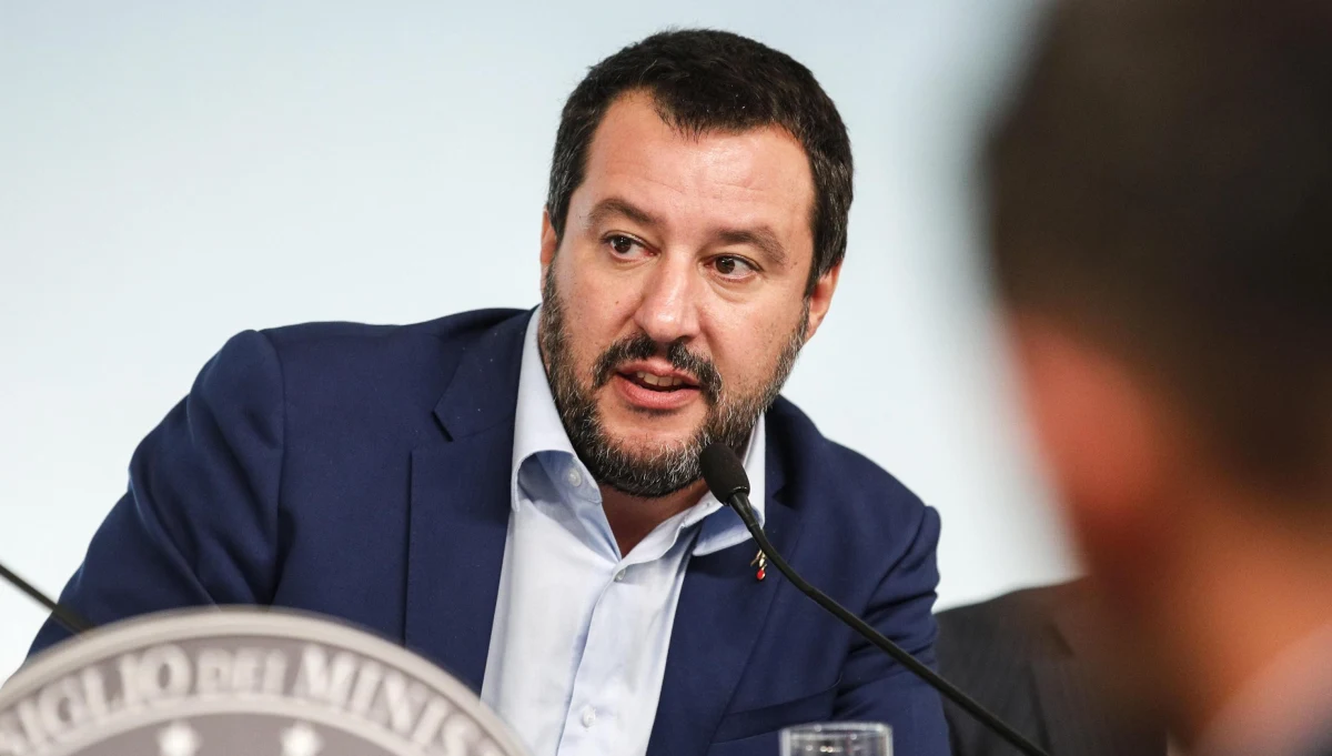 Włoski wicepremier Matteo Salvini powiedział, że być może będzie kandydował na stanowisko przewodniczącego Komisji Europejskiej, bo tego chcą jego sojusznicy. Podkreślił, że prowadzi dialog o współpracy z "polskimi i węgierskimi przyjaciółmi".