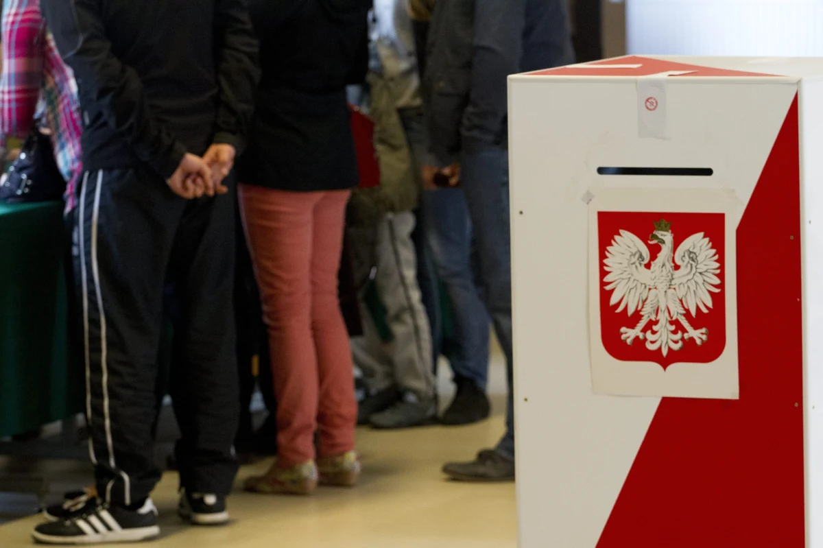 Małopolski Urząd Wojewódzki zapewnia, że jeśli Ewa Przybyło zostanie wybrana na stanowisko burmistrza Rabki-Zdroju, a potwierdzą się informacje o wyroku, to "zostaną podjęte czynności wyjaśniające, a w ich następstwie ewentualne czynności nadzorcze" - informuje Polsat News. O sprawie poinformowała wczoraj "Rzeczpospolita", porównując sytuację Ewy Przybyło do sytuacji prezydent Łodzi Hanny Zdanowskiej. 