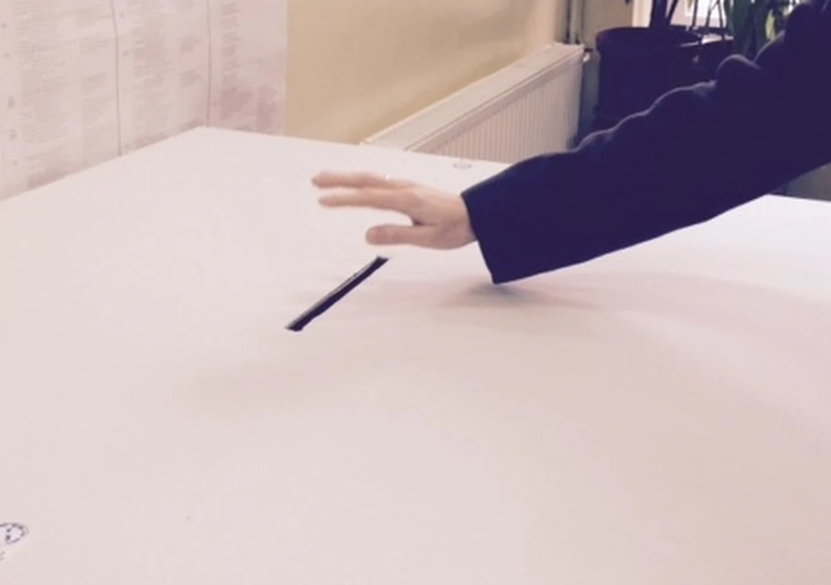 Hiszpański Kongres Deputowanych zatwierdził nowelizację ustawy o prawie wyborczym dającą niepełnosprawnym umysłowo możliwość udziału w wyborach powszechnych. Nowe prawo powiększy liczbę wyborców o około 100 tys.