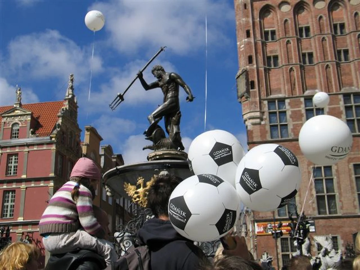 Wyniki ostatniego przedwyborczego sondażu przygotowanego przez "Dziennik Bałtycki" jasno wskazują, że w wyborach na prezydenta Gdańska czeka nas druga tura. W Gdyni natomiast wszystko może się wahać do ostatniego momentu...