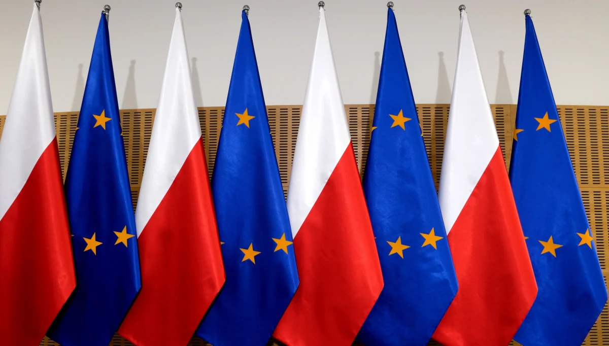 ​"My, sędziowie Rzeczypospolitej pozostaniemy sędziami unijnymi do momentu oficjalnego wyjścia Polski z Unii Europejskiej" - stwierdzają stowarzyszenia sędziowskie w Polsce. Ich władze opublikowały właśnie bardzo ostre oświadczenie, mówiące o wejściu Polski na ścieżkę Polexitu.