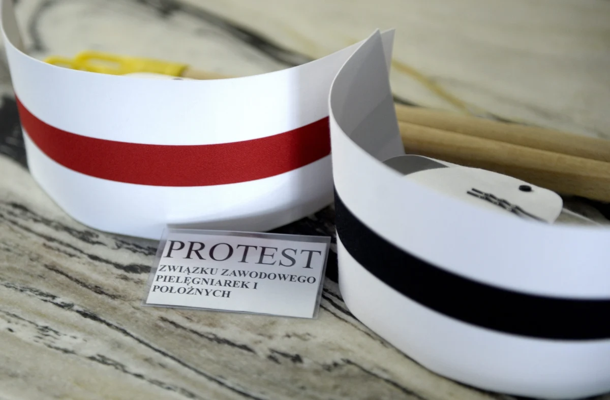 Codziennie nowe pielęgniarki dołączają do protestu głodowego w szpitalu powiatowym w Sanoku na Podkarpaciu. Domagają się m.in. podwyżki płac i lepszych warunków pracy. Działanie szpitala nie jest zagrożone.