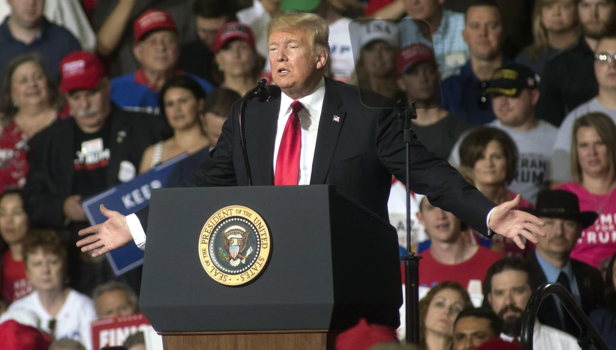 ​Prezydent USA uznaje za wiarygodne saudyjskie wyjaśnienia w sprawie śmierci dziennikarza Dżamala Chaszukdżiego. To bardzo ważny krok, tak jak i aresztowania wielu osób - powiedział Donald Trump w piątek wieczorem czasu lokalnego podczas wizyty w stanie Arizona.