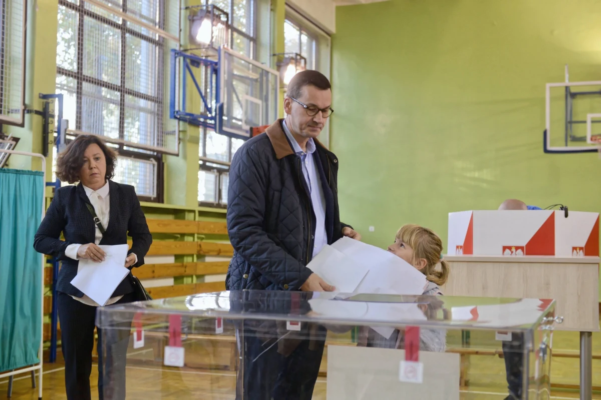 Znane są już wyniki głosowania w wyborach na burmistrza Obornik Śląskich. Obecny burmistrz pokonał tam siostrę premiera Annę Morawiecką.