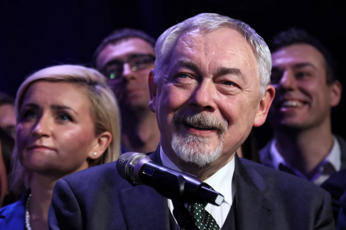 154 830 głosów, co daje 45,84 proc. poparcia, uzyskał w I turze wyborów ubiegający się o reelekcję prezydent miasta Krakowa Jacek Majchrowski – ogłosiła oficjalnie we wtorek wieczorem Miejska Komisja Wyborcza w Krakowie.