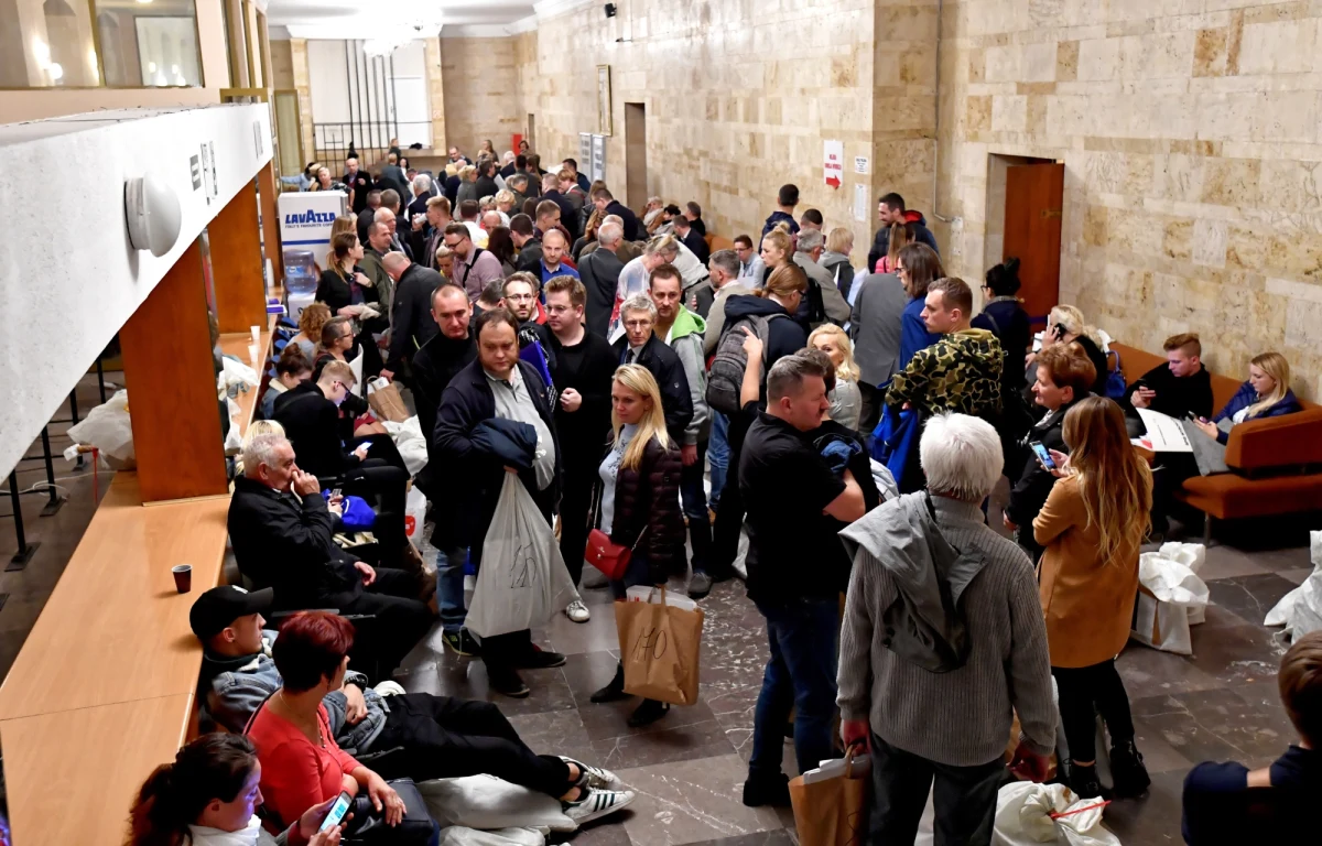 Prawo i Sprawiedliwość zwyciężyło w wyborach do Sejmiku Województwa Śląskiego, uzyskując 22 mandaty. Koalicja Obywatelska będzie miała w 45-osobowym sejmiku 20 radnych, SLD dwóch, a PSL jednego – przekazała we wtorek Wojewódzka Komisja Wyborcza w Katowicach.