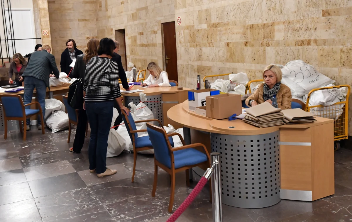 Najwięcej, bo 16 mandatów do Rady Miasta Gdańska zdobyła Koalicja Obywatelska – wynika z oficjalnych wyników wyborów podanych przez Miejską Komisję Wyborczą w Gdańsku. 12 mandatów uzyskało PiS, a 6 – komitet Wszystko dla Gdańska. Oficjalne wyniki, oparte na protokołach ze wszystkich 199 obwodowych komisji wyborczych, Miejska Komisja Wyborcza w Gdańsku podała we wtorek późnym wieczorem.