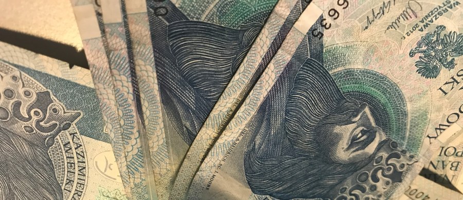 Poznański sąd zastosował trzymiesięczny areszt wobec Grzegorz Ł. – poinformowała prokutor Magdalena Mazur-Prus z Prokuratury Okręgowej w Poznaniu. Grzegorz Ł. uznawany jest za pomysłodawcę tzw. skoku stulecia, w którym skradziono 8 mln zł.