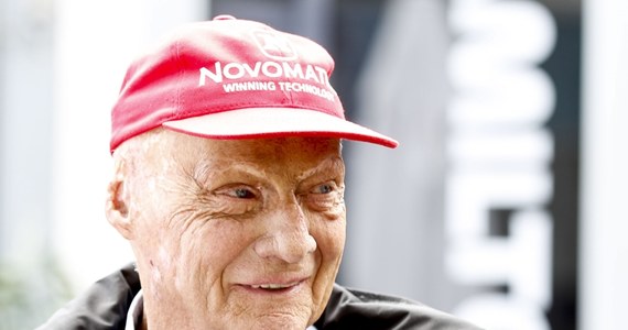 Niki Lauda – trzykrotny mistrz świata Formuły 1, który na początku sierpnia w Wiedniu przeszedł zabieg przeszczepu płuc, został wypisany z kliniki. W komunikacie napisano, że pacjent opuścił szpital w "dobrym stanie ogólnym".