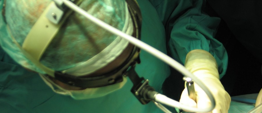 Brytyjscy chirurdzy przeprowadzili operacją na płodach z rozszczepieniem kręgosłupa – to poważna wada rozwojowa wynikająca z niezamknięcia kanału kręgowego. Powstaje we wczesnej fazie rozwoju człowieka.