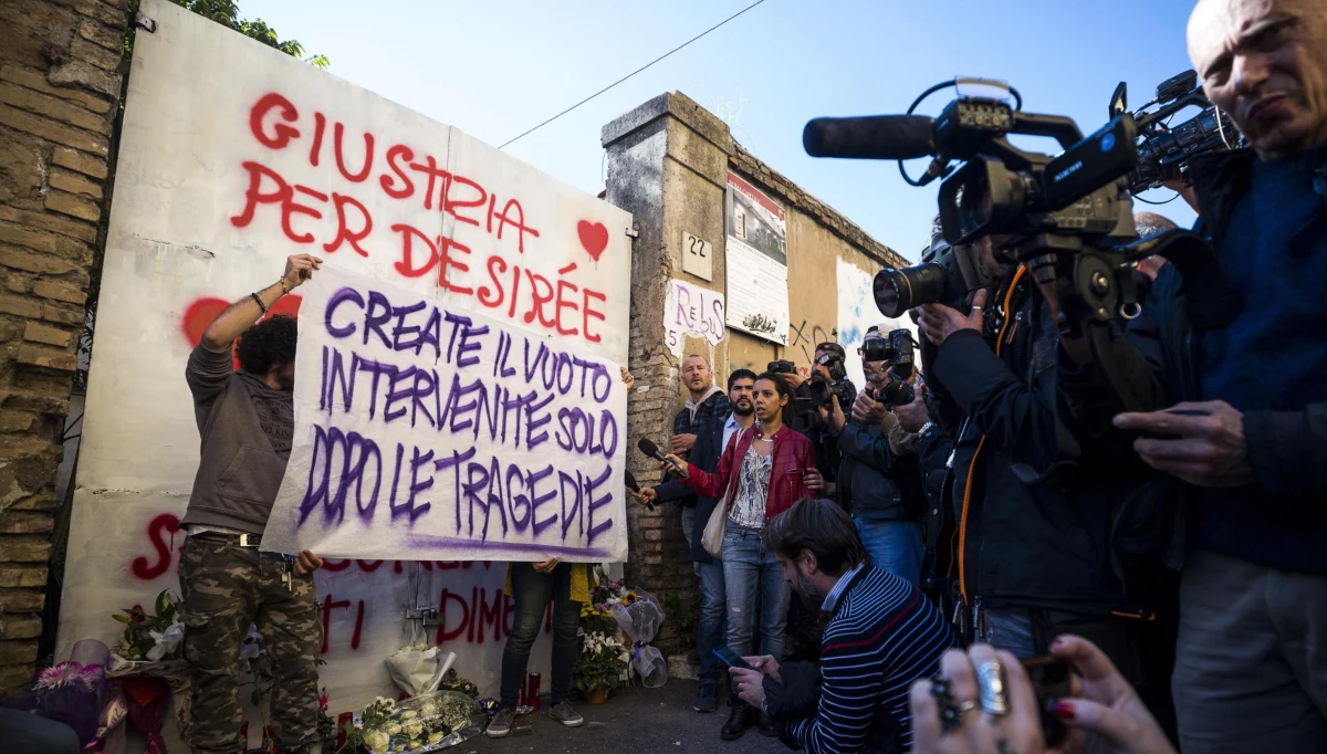 ​Włoska policja aresztowała cztery osoby podejrzane o gwałt i zabójstwo 16-latki. Zbrodnia wstrząsnęła opinią publiczną we Włoszech. Doszło do niej w budynku zajmowanym przez świat przestępczy. Zatrzymani to imigranci z Gambii, Senegalu i Nigerii.