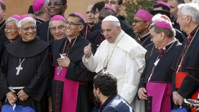 Papież Franciszek: Kościół przeżywa trudny moment. Jesteśmy wszyscy ubrudzeni