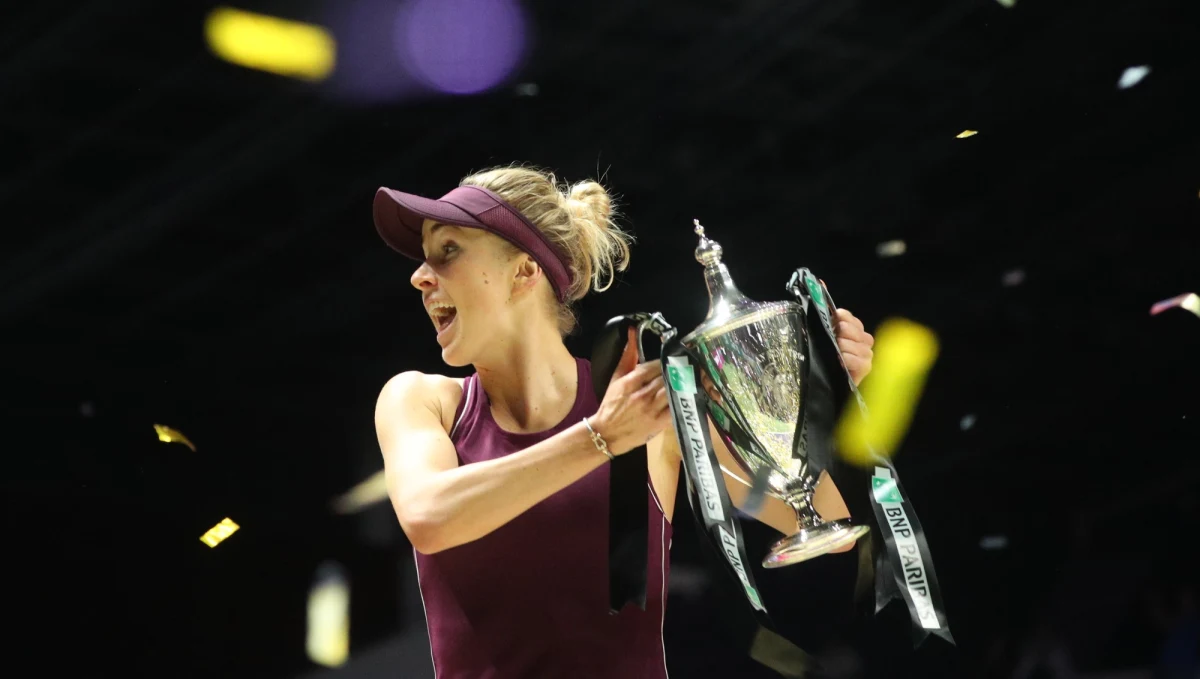 Jelina Switolina po raz pierwszy w karierze triumfuje w kończącym sezon turnieju WTA Finals! W finale w Singapurze rozstawiona z numerem szóstym Ukrainka pokonała rozstawioną z "piątką" Amerykankę Sloane Stephens 3:6, 6:2, 6:2. Batalia trwała prawie dwie i pół godziny.