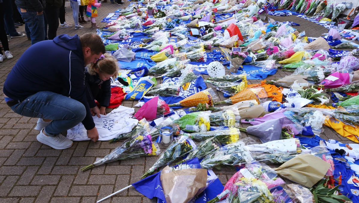 Izabela Lechowicz była wspaniałą pilotką, laureatką konkursu #Polka100, przyczyniała się do kreowania pozytywnego wizerunku Polski w Wielkiej Brytanii - oświadczyła w nocy Ambasada RP w Londynie. Izabela Lechowicz zginęła w sobotę w katastrofie śmigłowca w Leicester.