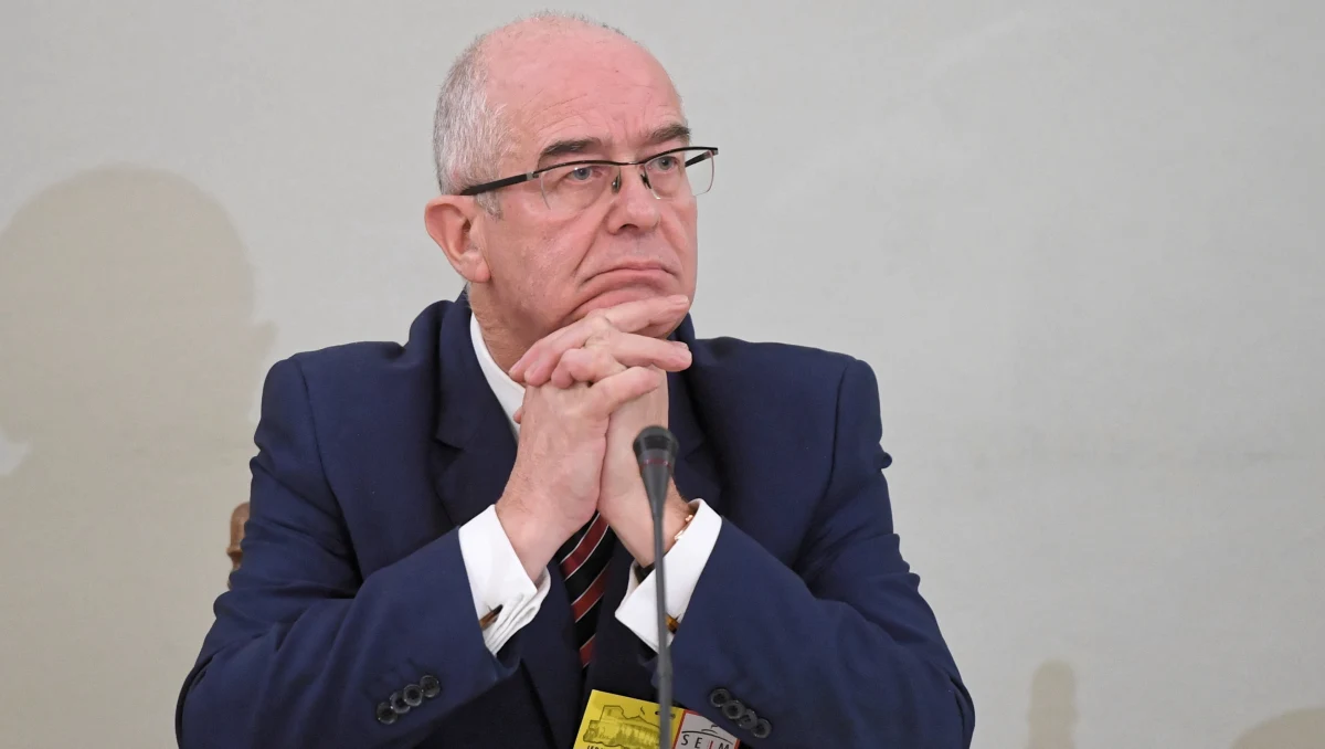 "Moi prokuratorzy nie byli ani bezradni, ani bezczynni w sprawie wyłudzeń podatkowych" - tak przed sejmową komisją śledczą do spraw VAT mówił były Prokurator Generalny Andrzej Seremet. Wyliczył setki prowadzonych postępowań.