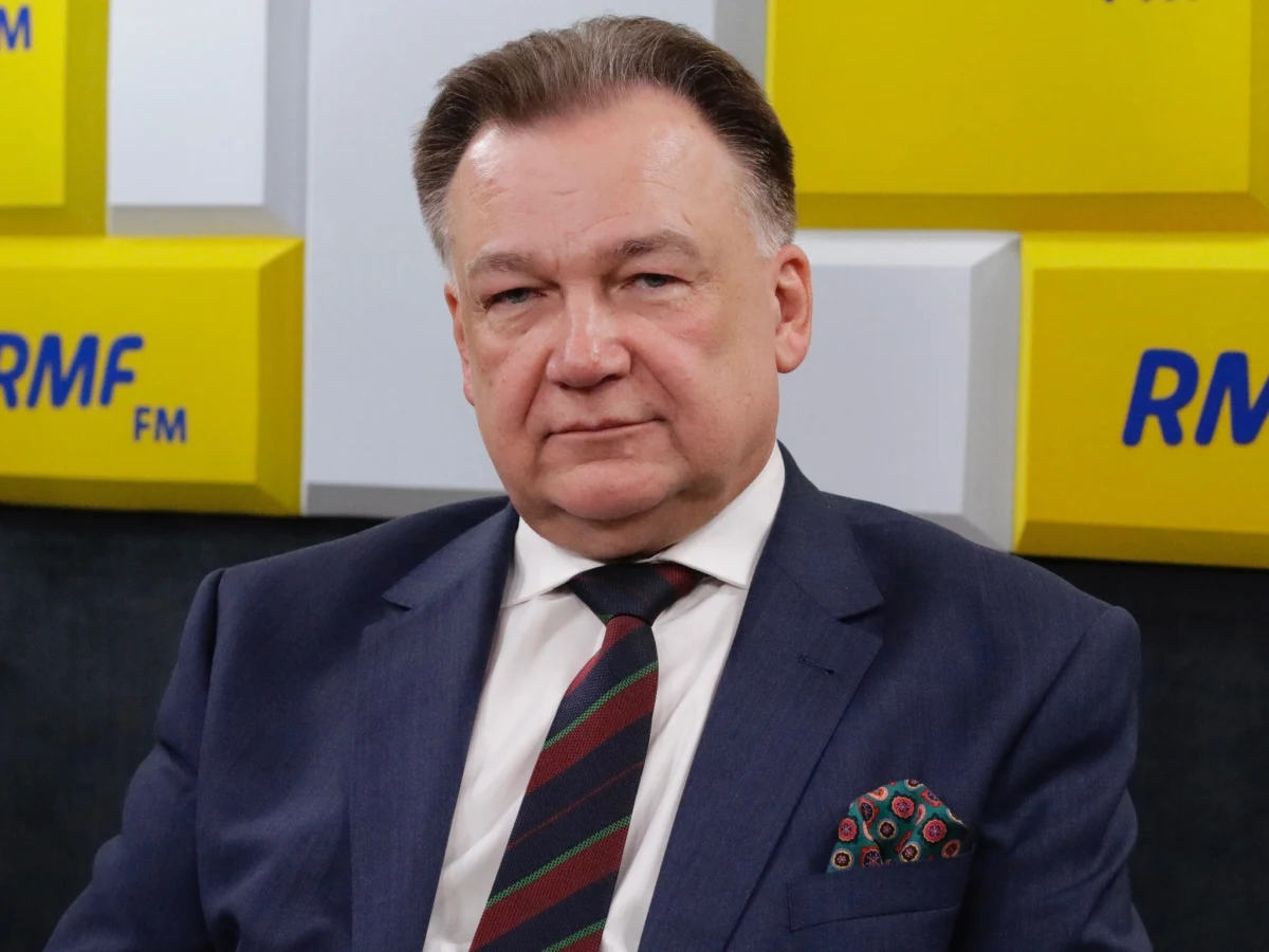 „Jestem kandydatem PSL na marszałka województwa mazowieckiego” - powiedział w Popołudniowej rozmowie w RMF FM Adam Struzik. „Przed wyborami umawialiśmy się (z PO – red.), że jeśli uda nam się we dwie partie zdobyć co najmniej 26 mandatów, to będziemy kontynuowali misje odpowiedzialności za województwo” – zaznaczył wcześniej polityk PSL. „Władysław Kosiniak-Kamysz jest dobrym prezesem, to sukces naszych ostatnich lat i zmiany, których dokonaliśmy. Nie widzę powodu (by zmieniać lidera PSL), te wybory były bardzo trudne, a Kosiniak-Kamysz pracował jak tytan – podkreślił marszałek województwa mazowieckiego z PSL. 
