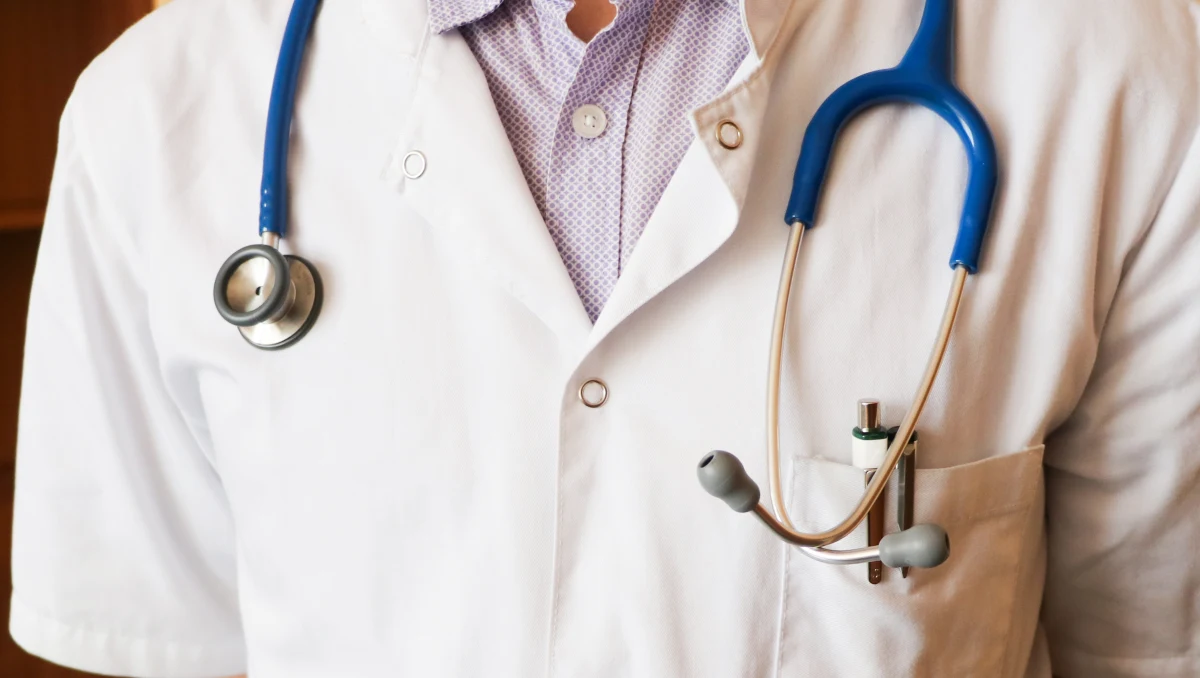 Kolejny zarzut dla 50-letniego lekarza ortopedy z Częstochowy podejrzanego już wcześniej o gwałt. Teraz też chodzi o przestępstwo seksualne. Sąd nie zgodził się na zwolnienie mężczyzny z aresztu.