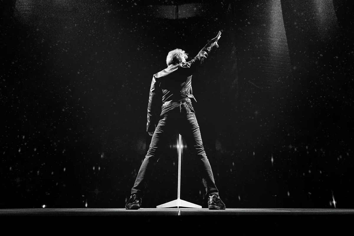 Jon Bon Jovi nagrał specjalne wideo, w którym pozdrawia Słuchaczy RM FM! Wokalista Bon Jovi, jednego z największych rockowych zespołów świata, zaprasza fanów na koncert, który 12 lipca 2019 roku odbędzie się na stadionie PGE Narodowym w Warszawie!

