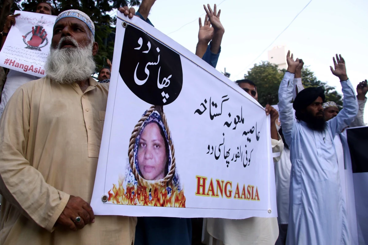 Pakistański Sąd Najwyższy uniewinnił chrześcijankę z Pakistanu Asię Bibi skazaną w 2010 roku za bluźnierstwo przeciwko prorokowi Mahometowi. Nakazano jej uwolnienie, jeśli nie została oskarżona o żadną inną zbrodnię.