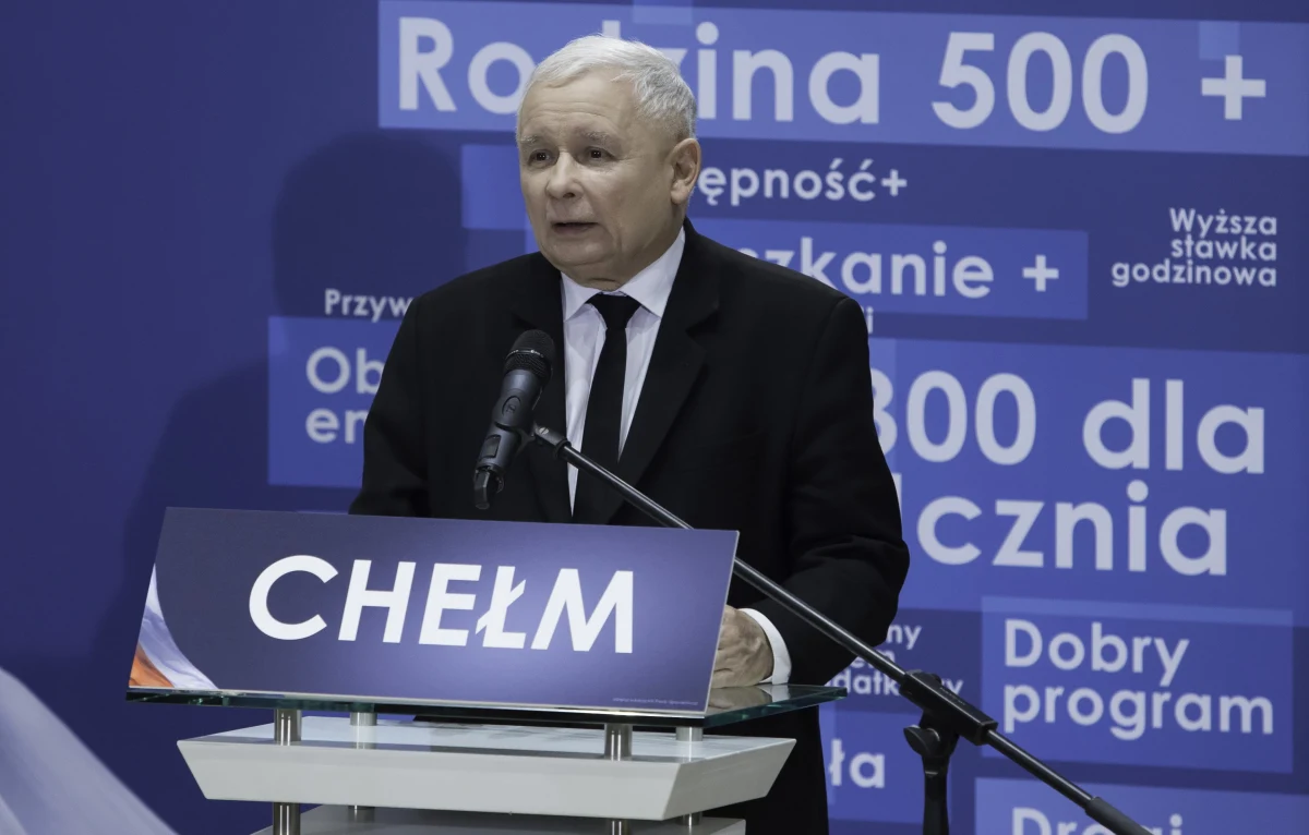 Jarosław Kaczyński podczas wizyty w Chełmie wzywał Polaków do skończenia politycznych sporów. Stwierdził, że Polska powinna iść drogą Irlandii. "Oni się porozumieli. Porozumiały się partie, które w walce między sobą się wzajemnie rozstrzeliwały" - mówił prezes Prawa i Sprawiedliwości.