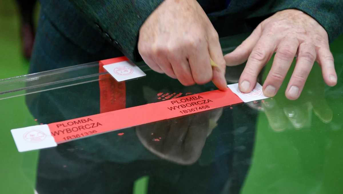 Marcin Bazylak w Dąbrowie Górniczej, Grażyna Dziedzic w Rudzie Śląskiej, Waldemar Socha w Żorach, Dariusz Wójtowicz w Mysłowicach - to według nieoficjalnych, cząstkowych danych, zwycięzcy drugiej tury wyborów w miastach woj. śląskiego. Burmistrzem Myszkowa pozostanie Włodzimierz Żak.