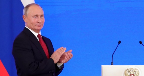 ​Spotkanie prezydentów Rosji i USA Władimira Putina i Donalda Trumpa 11 listopada w Paryżu na obchodach 100. rocznicy zakończenia pierwszej wojny światowej będzie krótkie, "przelotne" - powiedział rzecznik Kremla Dmitrij Pieskow.