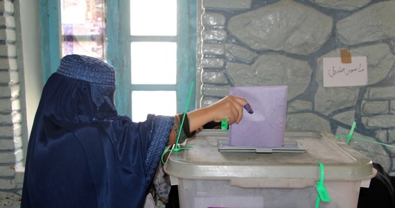 Podczas październikowych wyborów parlamentarnych w Afganistanie zabitych zostało 56 osób, a 379 odniosło rany - poinformowała Misja Wsparcia Narodów Zjednoczonych w Afganistanie (UNAMA). Według niej były to najbardziej krwawe wybory w tym kraju od 10 lat.