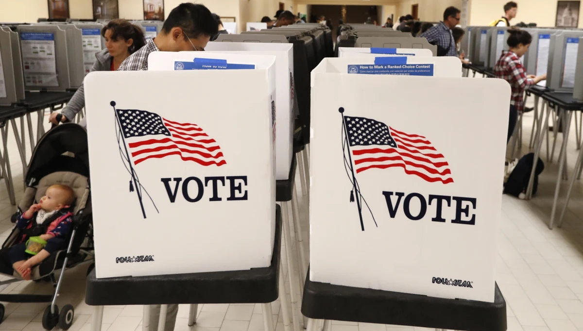 W trakcie wtorkowych wyborów do Kongresu USA pojawiły się "nieliczne" doniesienia o niesprawności technicznej aparatury do głosowania - poinformował dziennikarzy przedstawiciel amerykańskiego ministerstwa bezpieczeństwa kraju.