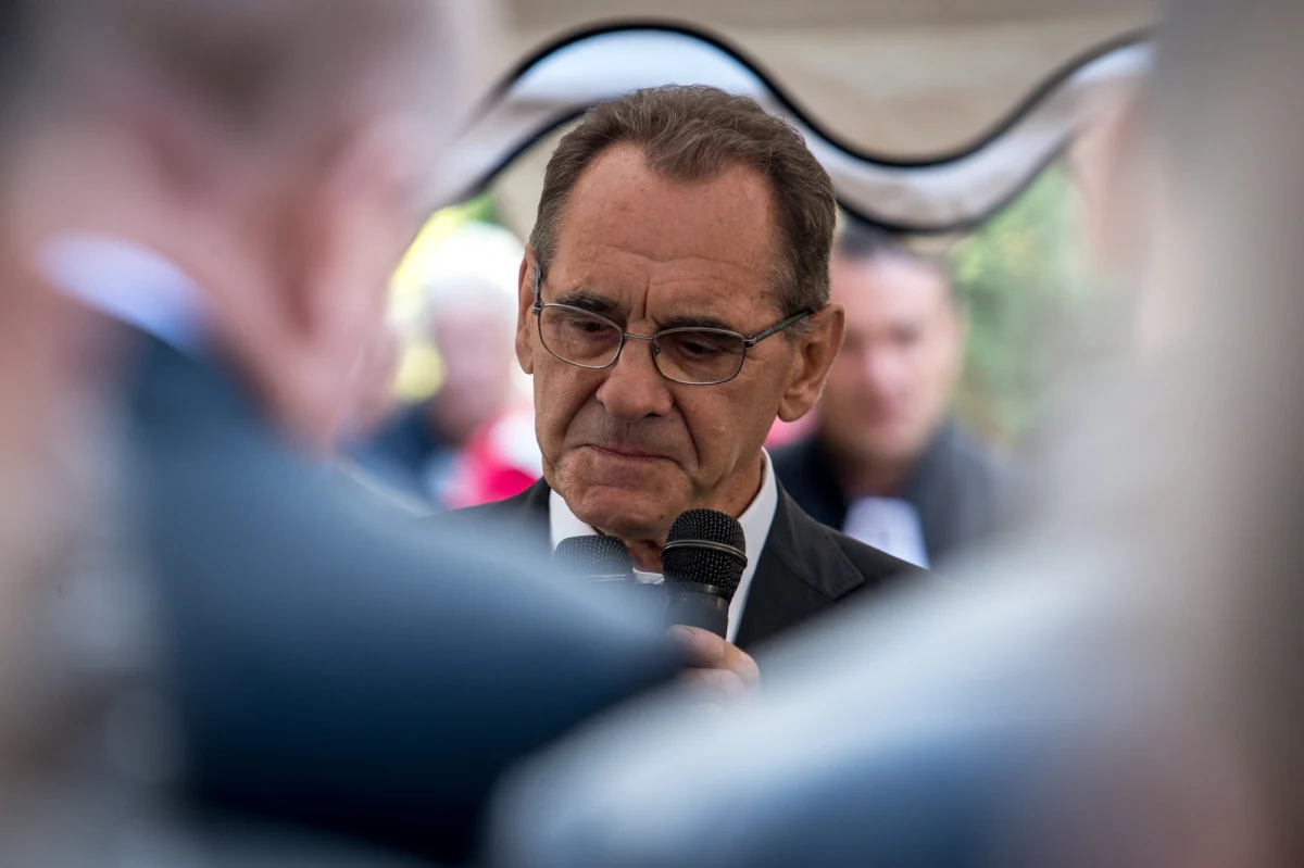 Przyjaciele legendarnego polskiego kolarza Ryszarda Szurkowskiego chcą mu pomóc w powrocie do zdrowia i pełni sił. Wybitny polski sportowiec miał poważny wypadek podczas wyścigu weteranów w Kolonii. Jest częściowo sparaliżowany. Czeka go długa i kosztowna rehabilitacja. 