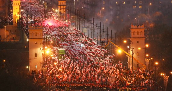 Marsz Niepodległości i tak przejdzie 11 listopada ulicami Warszawy - zapewnia Robert Bąkiewicz, prezes Stowarzyszenia Marsz Niepodległości. W ten sposób komentuje decyzję władz Warszawy zakazującą marsz. Zapowiada jednocześnie odwołanie do sądu w tej sprawie. 