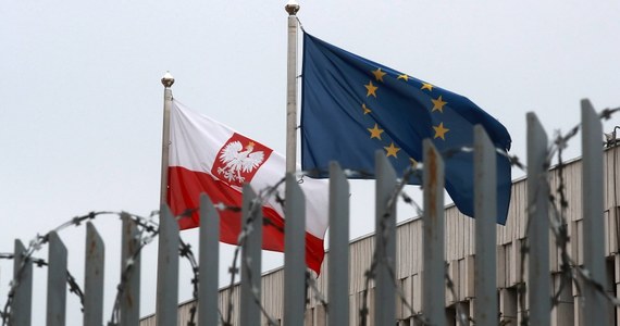 W grudniu możliwe jest kolejne wysłuchanie Polski w ramach procedury art. 7 - powiedział wysoki rangą dyplomata UE. Tymczasem już w najbliższy poniedziałek odbędzie się dyskusja na temat Polski w Radzie UE, a w przyszły piątek w Luksemburgu będzie miało miejsce wysłuchanie dotyczące środków tymczasowych wprowadzonych przez TSUE, które blokują ustawę o Sądzie Najwyższym.