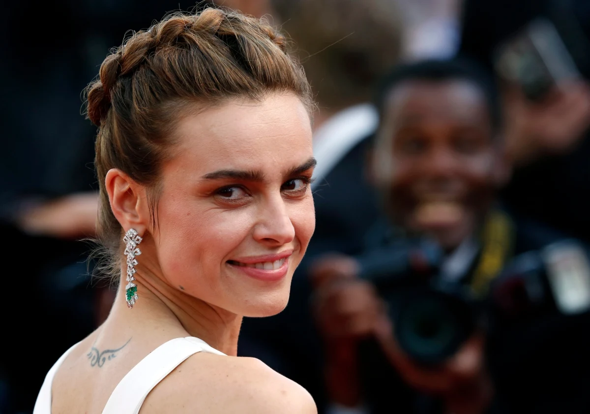 Aktorka Kasia Smutniak powiedziała w wywiadzie dla jednego z włoskich pism, że "kiedy jeszcze Polska nie należała do UE, została przyjęta na Półwyspie Apenińskim z otwartymi ramionami". Wypowiedź gwiazdy pochwalił szef MSW Włoch. 