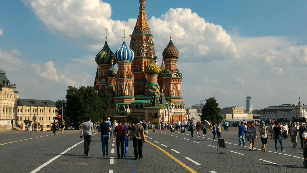 ​Nowe sankcje nałożone przez USA na Rosję w związku z Krymem MSZ Rosji uważa za mało znaczące; Moskwa nie będzie tracić czasu na ich analizowanie - powiedział wiceminister spraw zagranicznych Siergiej Riabkow, cytowany w piątek przez radio Echo Moskwy.