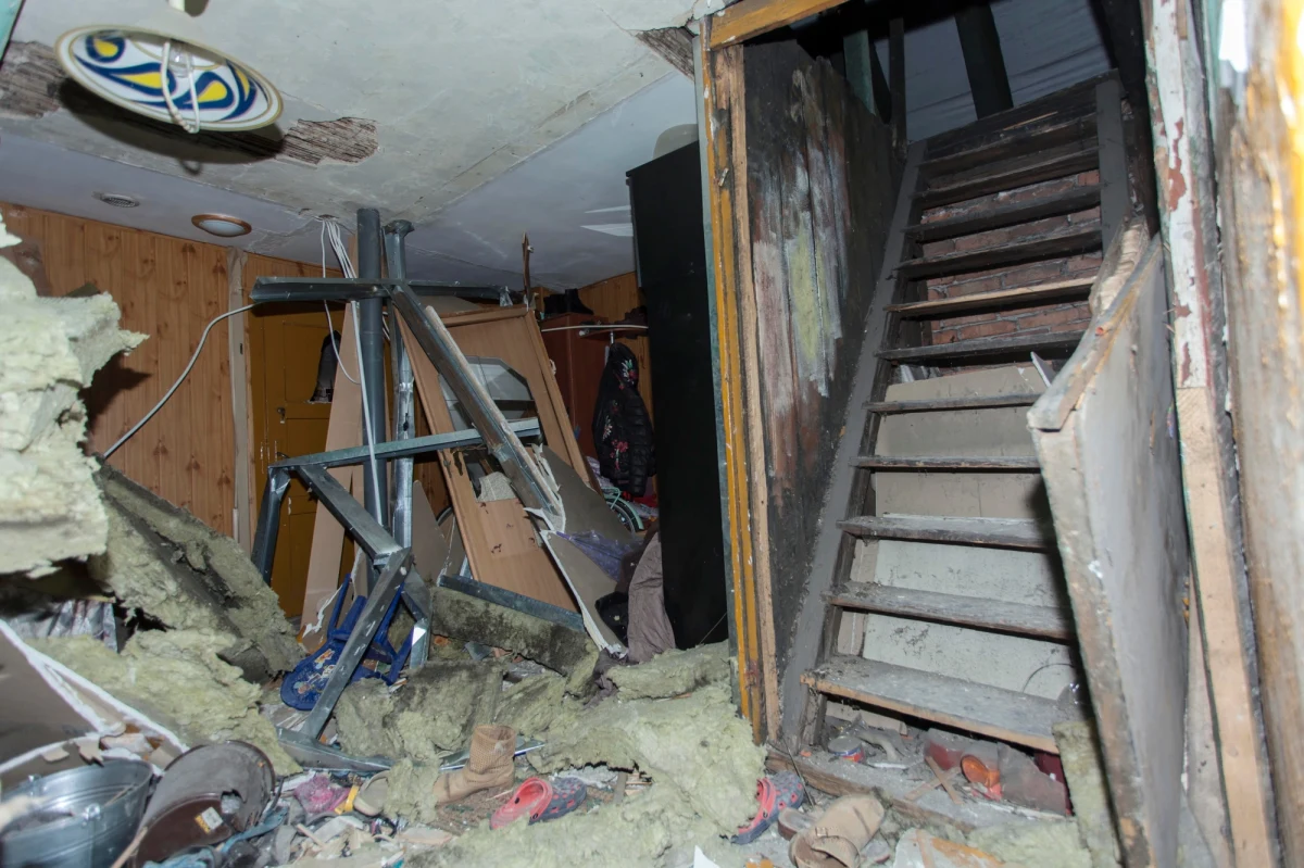 Zarzuty nieumyślnego spowodowania zdarzenia zagrażającego życiu i zdrowiu wielu osób oraz mieniu w wielkich rozmiarach usłyszała Dorota B., mieszkanka kamienicy w Leśnej koło dolnośląskiego Lubania, w której mieszkaniu doszło w czwartek do eksplozji bojlera. 